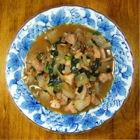 鶏のタイバジル炒め